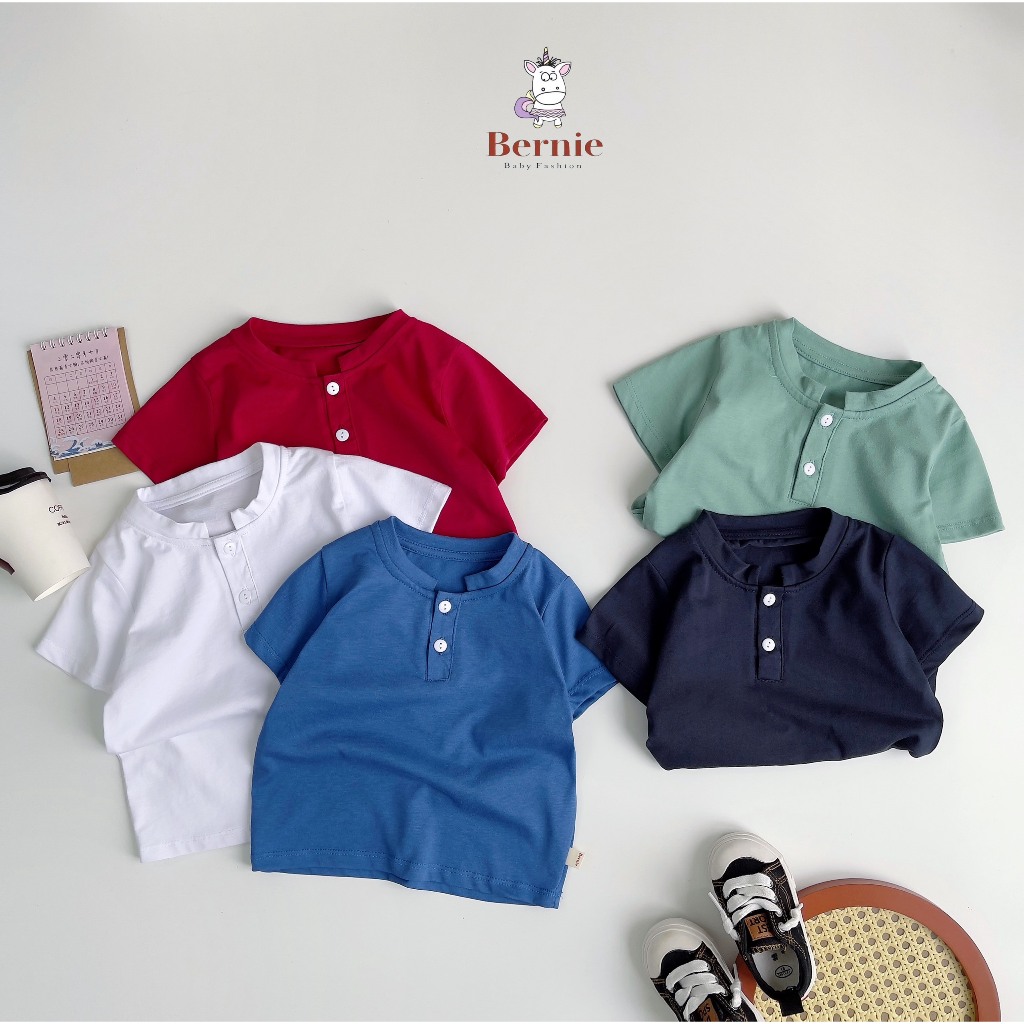 Áo phông basic trơn màu cộc tay unisex cho bé, áo thun tay ngắn đính cúc ngực màu trơn