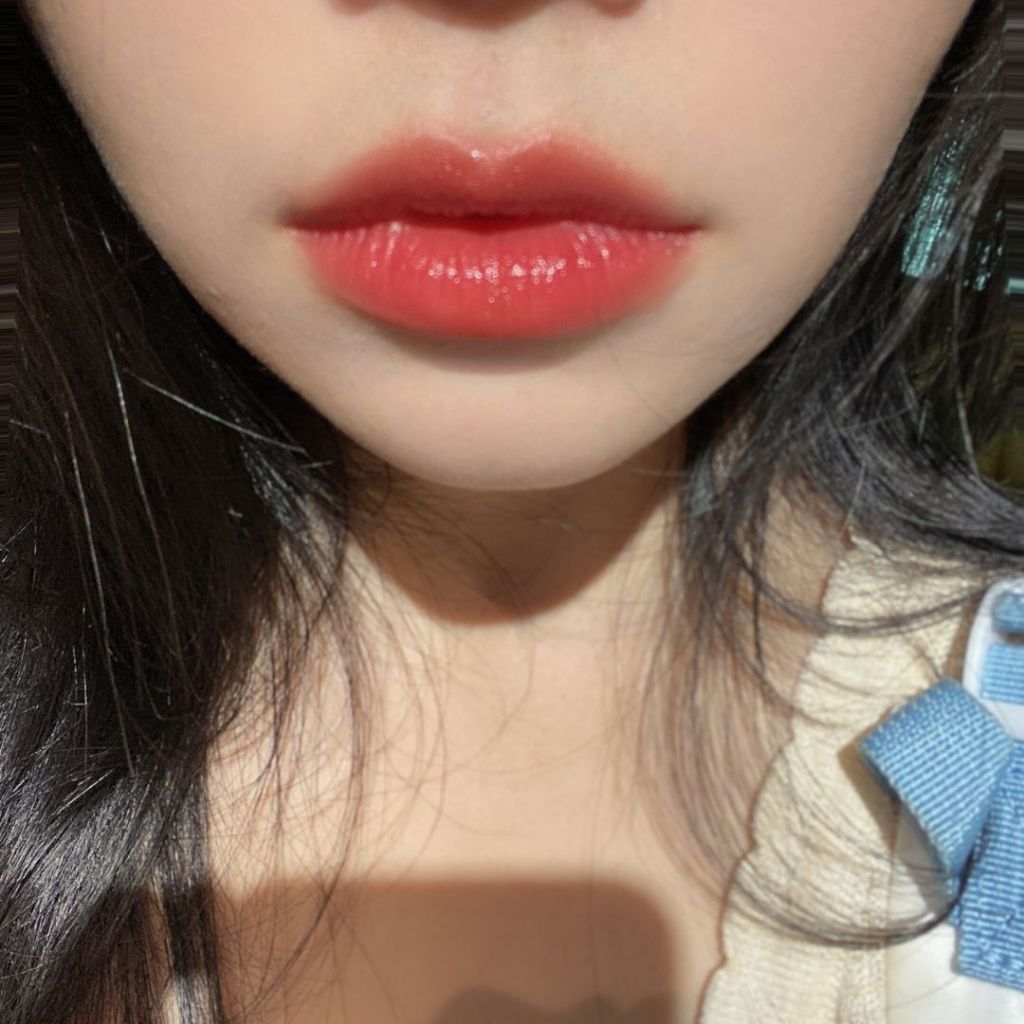 Son Dưỡng Bóng Làm Đầy Môi Krysie Loveskin