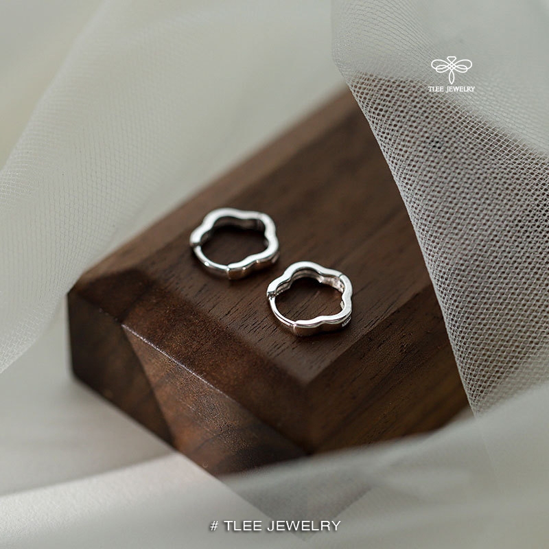 Khuyên tai bạc nữ TLEE, bông tai tròn trơn hình cánh hoa xinh xắn TLEE JEWELRY B0500