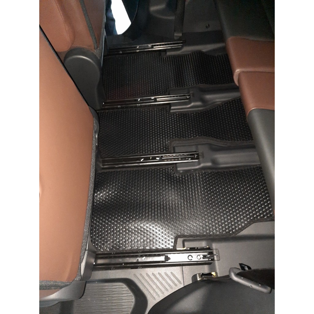 Thảm lót ô tô KATA cho xe Toyota Innova Cross, Hybrid (2023-2024) - Khít với sàn, Chống trơn, Không mùi, Không ẩm mốc