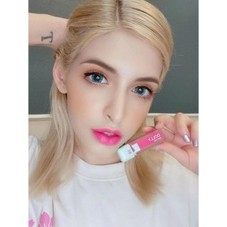 Son màu Hồng cánh sen, hồng mười giờ Dolly super matte lâu trôi, siêu lì lên môi chuẩn đẹp tươi tắn, trẻ trung