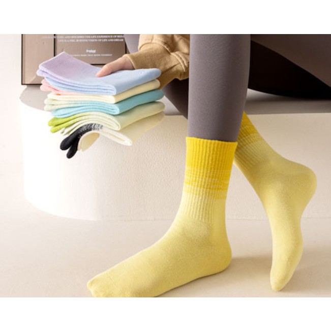 Vớ Tất cổ cao Nam Nữ loang 6 màu phong cách thể thao, năng động.