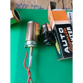 Tẩu châm thuốc trên ô tô, xe máy, tàu thuyền điện 12v và 24v