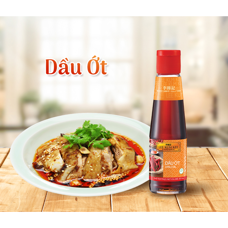 Dầu Ớt Lee Kum Kee 207ml Chính Hãng - Hương Vị Trung Hoa, Màu Đẹp, Cay Nồng Tự Nhiên, Chấm Dimsum, Nấu Mì Cay Luka Food