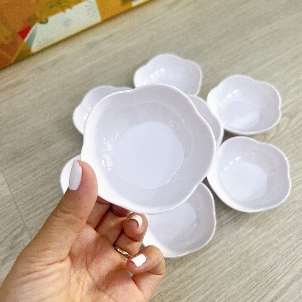 Chén chấm bông màu trắng - đụng nước chấm, muối tiêu chanh, ớt.....Chén chấm hình hoa FATACO CC50