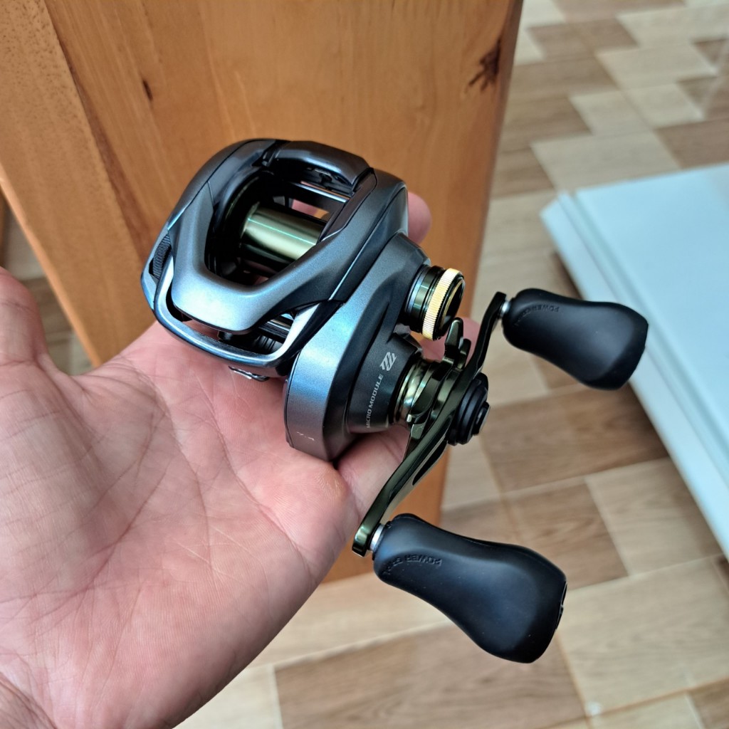 shimano 2 piece spinning rod SLX, Freshwater, Spinning, Bass, 6'9