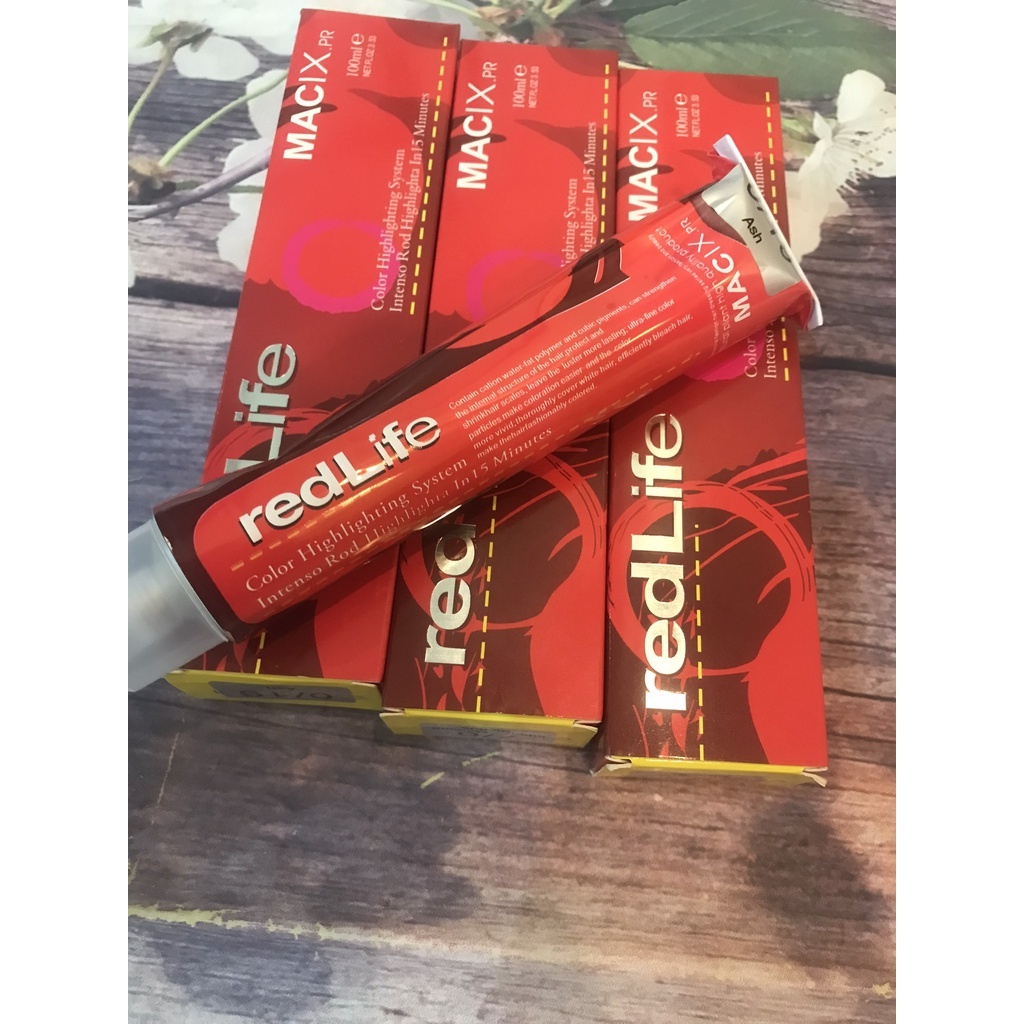 Thuốc nhuộm tóc redlife 100ml (hàng cận date thanh lý mua vui lòng luu ý )