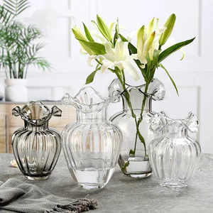 Lọ hoa thủy tinh/ bình cắm hoa TÁO TRUNG miệng eo, decor sự kiện xinh xắn