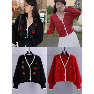 Áo khoác len cardigan Little Cherry cổ chữ V gợn sóng nút bọc ngọc new 2024444444