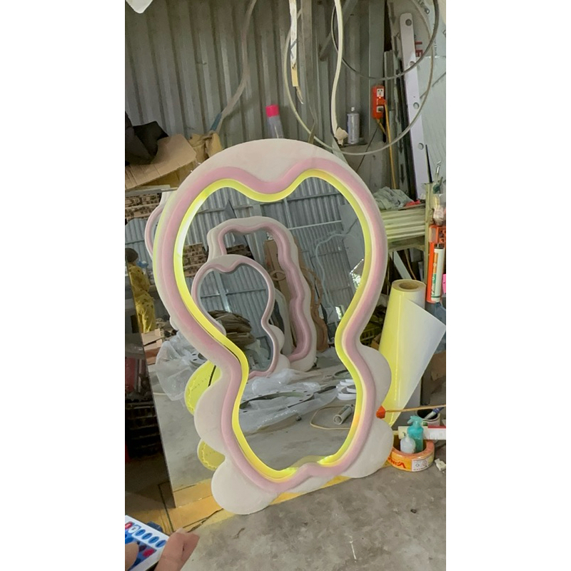 Gương thỏ tròn bọc nỉ kích thước 80x160cm (cả tai)
