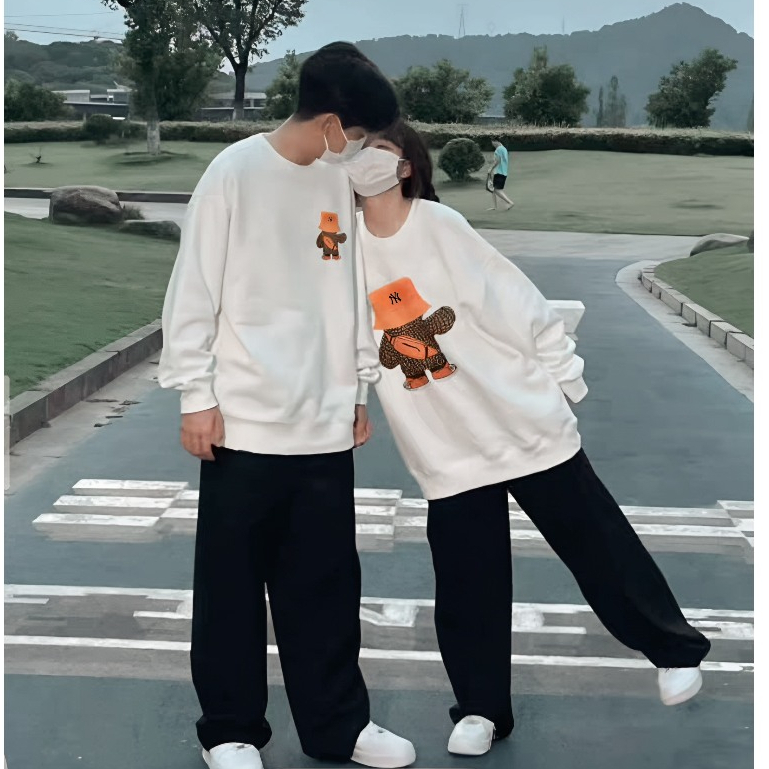 [Nỉ Chân Cua] Áo Đôi Sweater Gấu NY Đội Mũ Giơ Tay Vải Nỉ Chân Cua Cao Cấp Unim Store SWT10