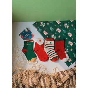 Set 4 Đôi Tất Vớ Em Bé Cotton Mềm Mịn Thấm Hút Tốt Họa Tiết Noel Giáng Sinh Đáng Yêu Haste