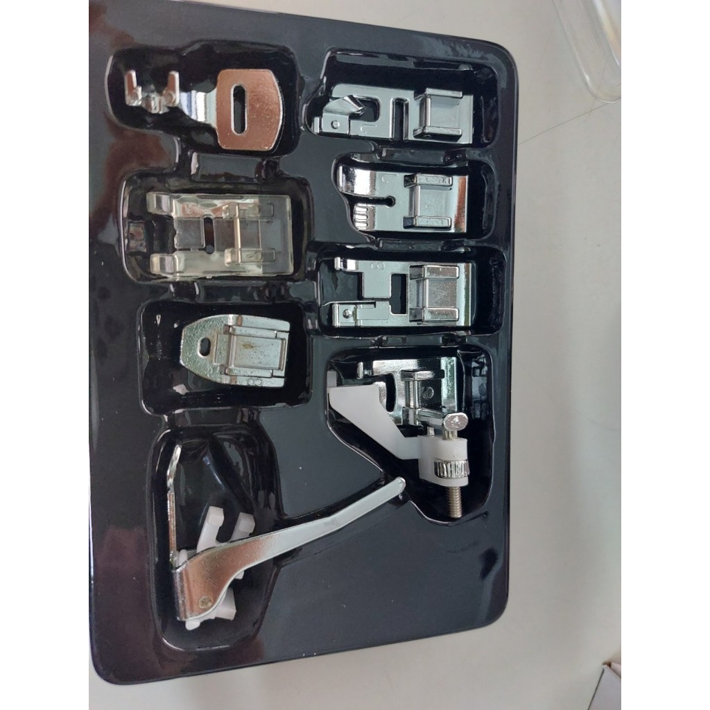 Bộ 8 Chân Vịt Máy May Đa Chức Năng – Phụ Kiện Máy May Mini Chính Hãng, Có Hộp Giấy