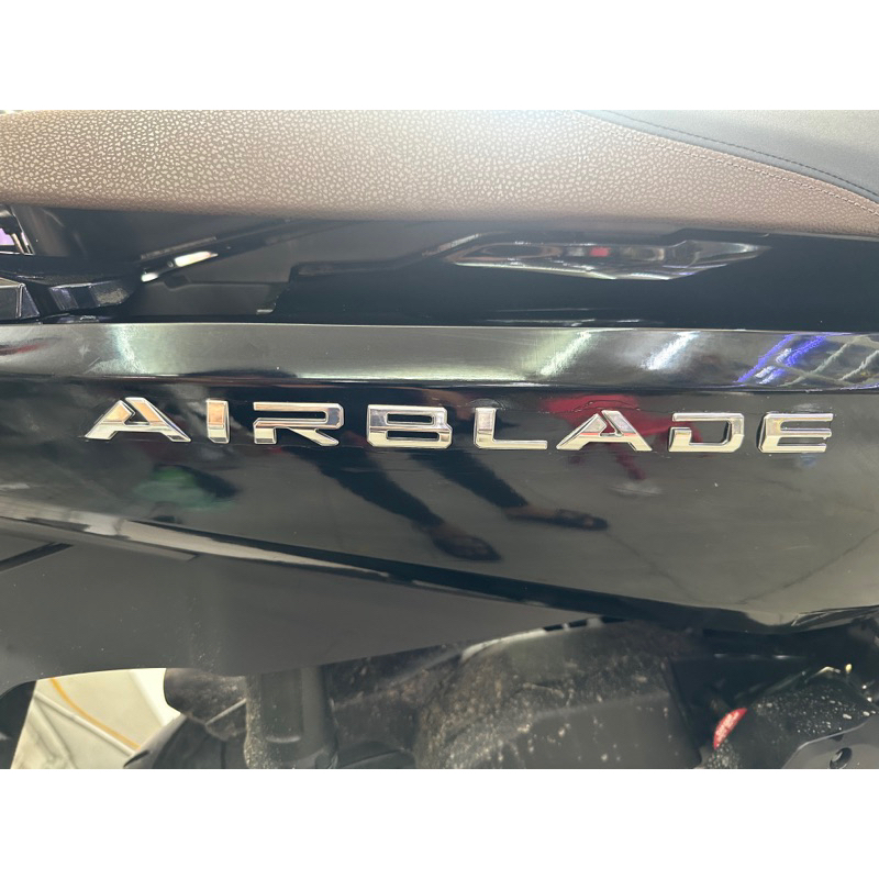 Tem Nổi AirBlade 2020-2025 hàng Zin chuẩn hãng/ Giá 1 Bên