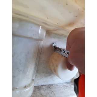 Khuôn Máng Lan Can 5 Lỗ Dạng Lỗ Sâu Hàng Dày Tặng Kèm Tấm Bịt 2 Đầu