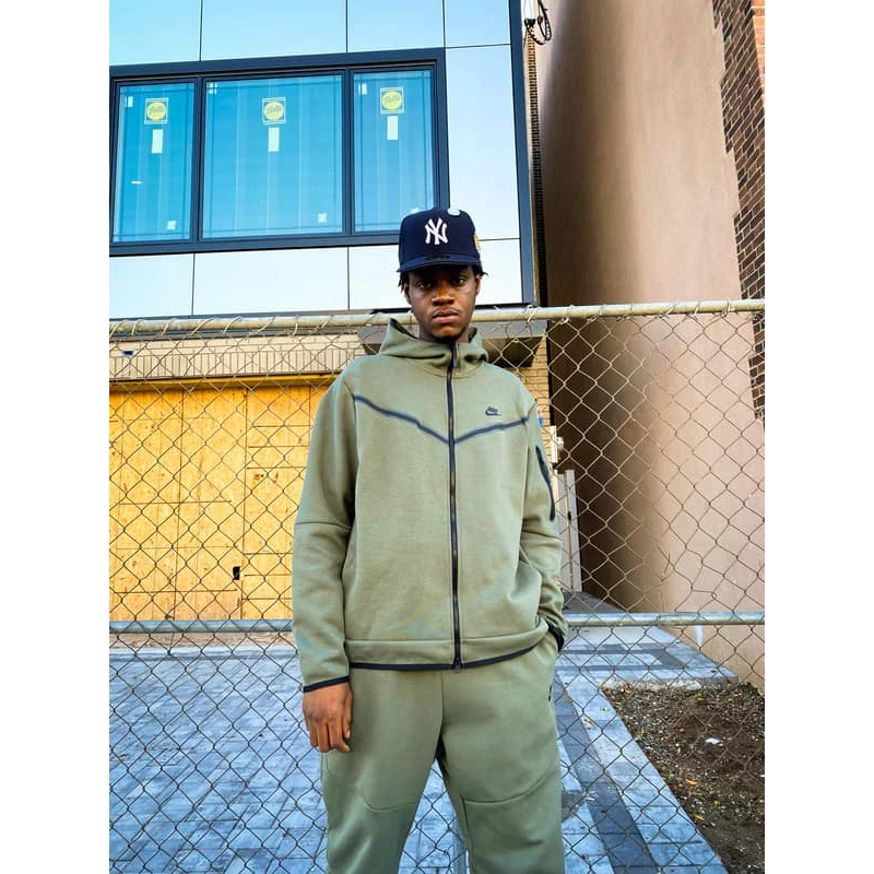 Nike Tech fleece Grey Oxit
