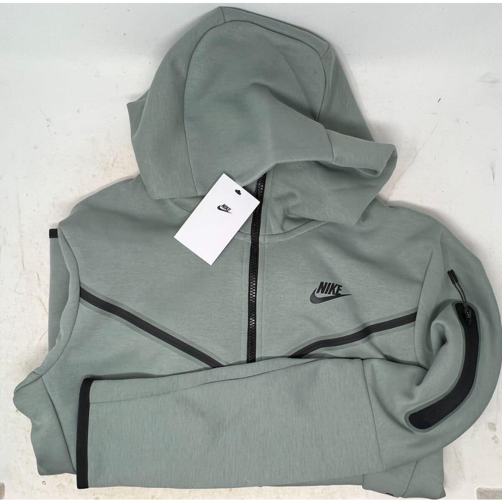 Nike Tech fleece Grey Oxit