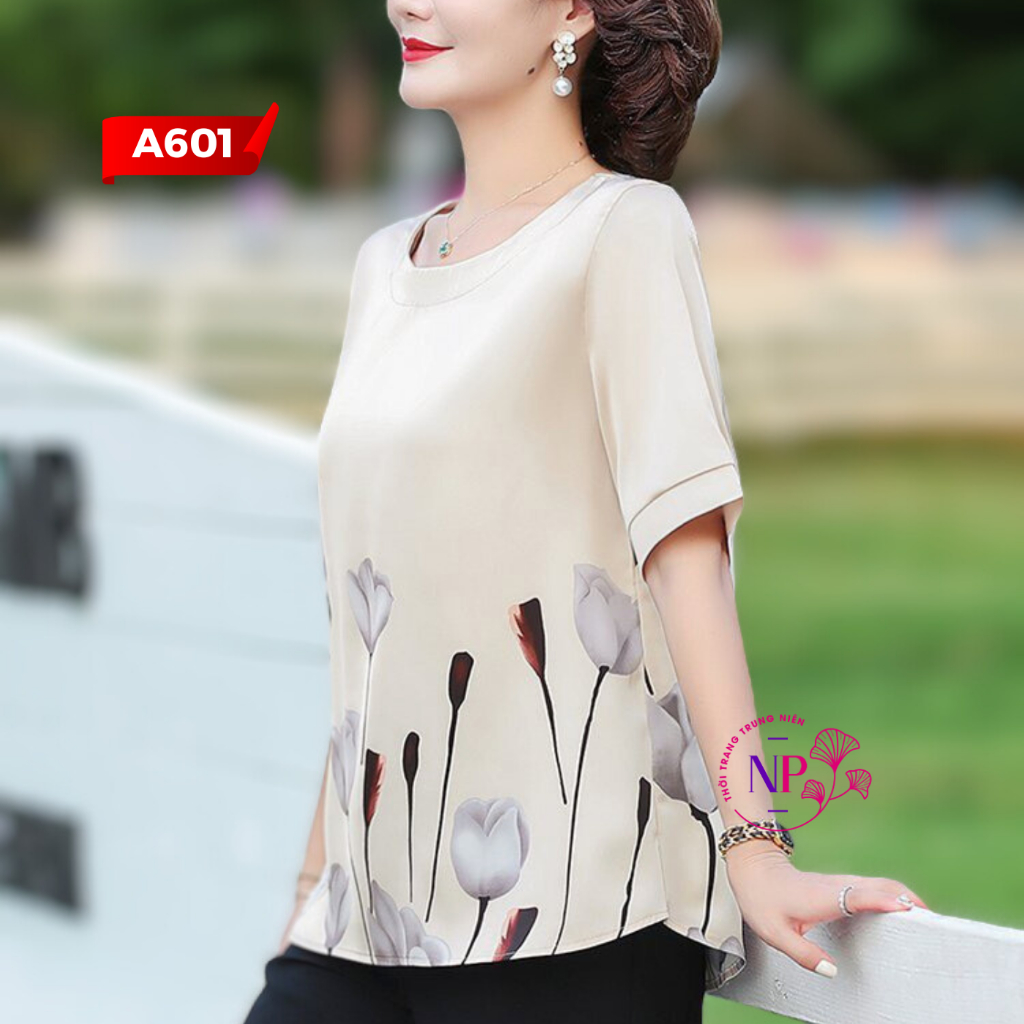 Ảnh Áo Trung Niên Nữ, Mẫu Sơ Mi Lụa Họa Tiết Hoa 3D Ngắn Tay Cho Mẹ U60 | Thời Trang Trung Niên MAI THY 1