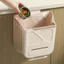 Thùng rác treo tủ bếp gấp gọn thông minh 10L có ngăn đựng túi rác tiện lợi, Thùng rác treo tường gấp gọn