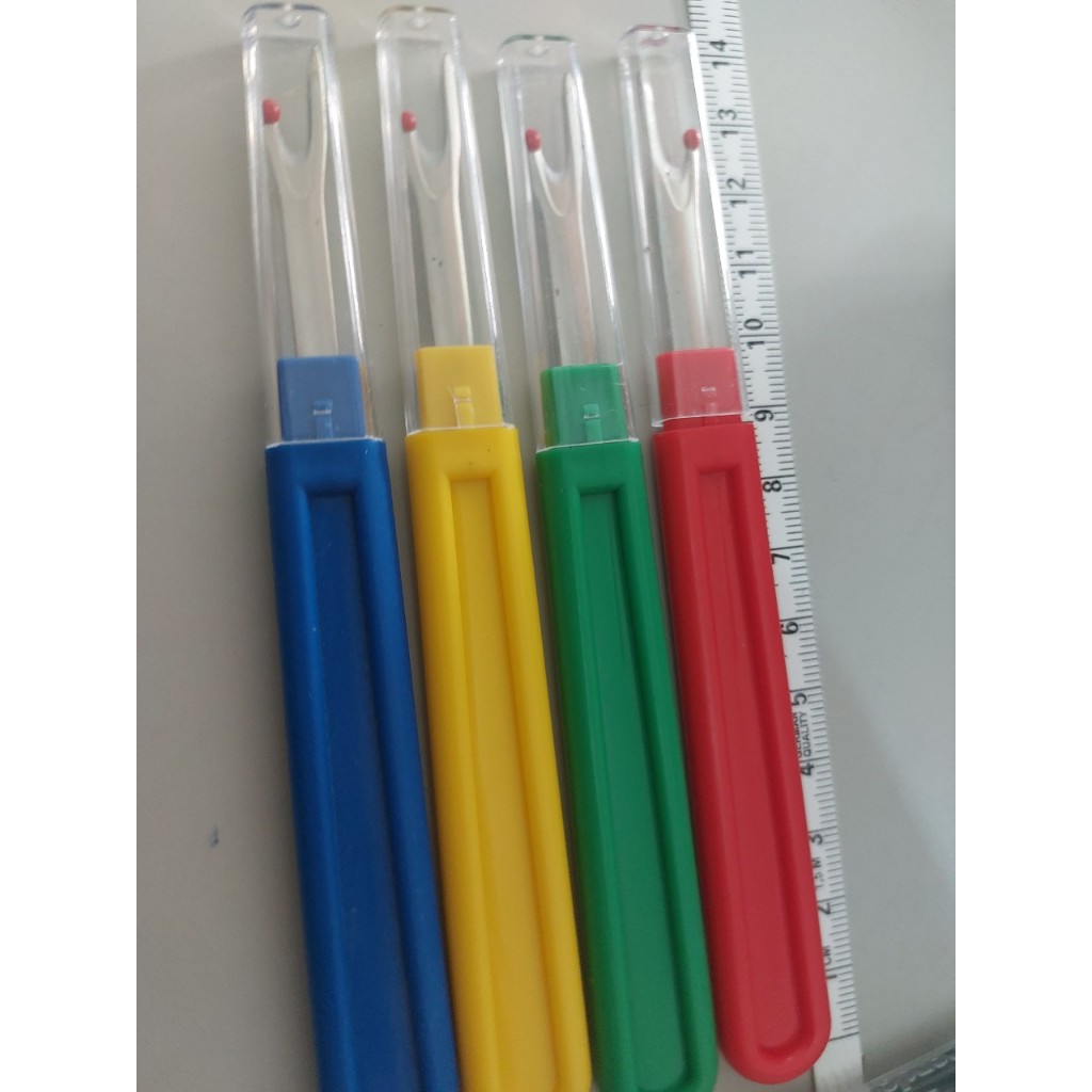 Cây Tháo Chỉ Rạch Khuyết 13cm Cao Cấp – Loại To Cán Nhựa(combo 2,5 cái)