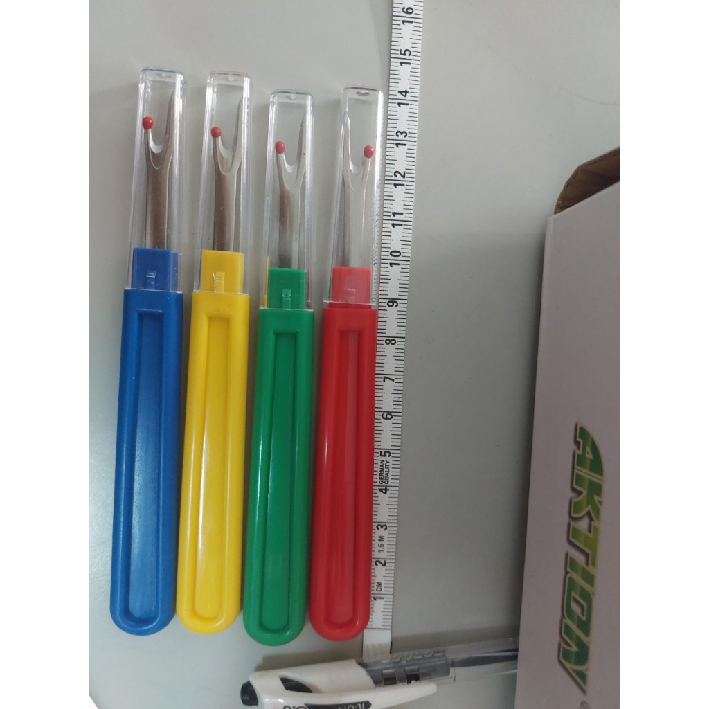 Cây Tháo Chỉ Rạch Khuyết 13cm Cao Cấp – Loại To Cán Nhựa(combo 2,5 cái)