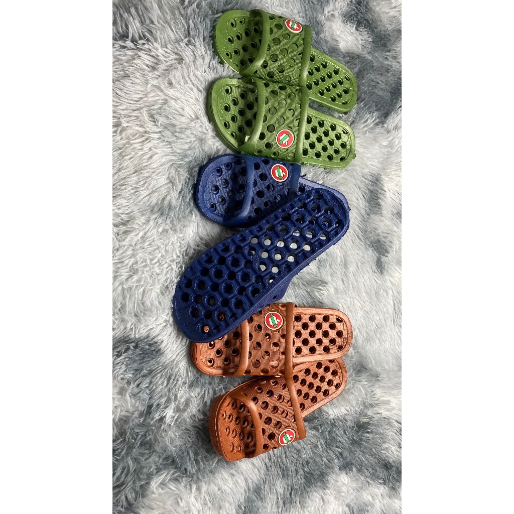 Dép lỗ quả táo đi nhà tắm chống trơn trượt dễ cọ rửa size 35 43
