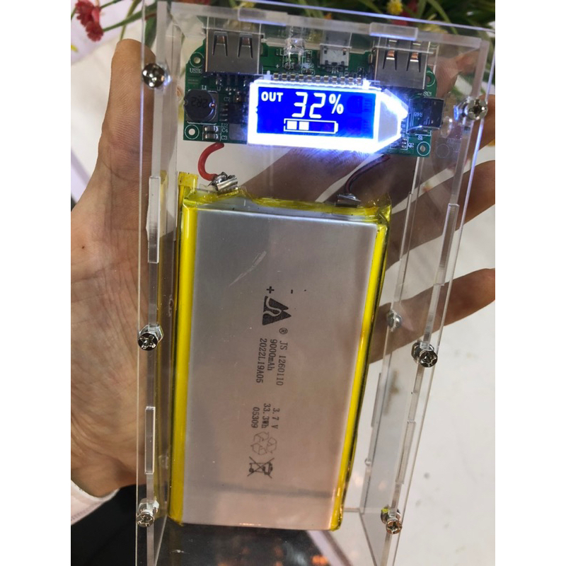 Box mica trong suốt kèm mạch sạc dự phòng 3 cổng OLED Có đèn pin ...