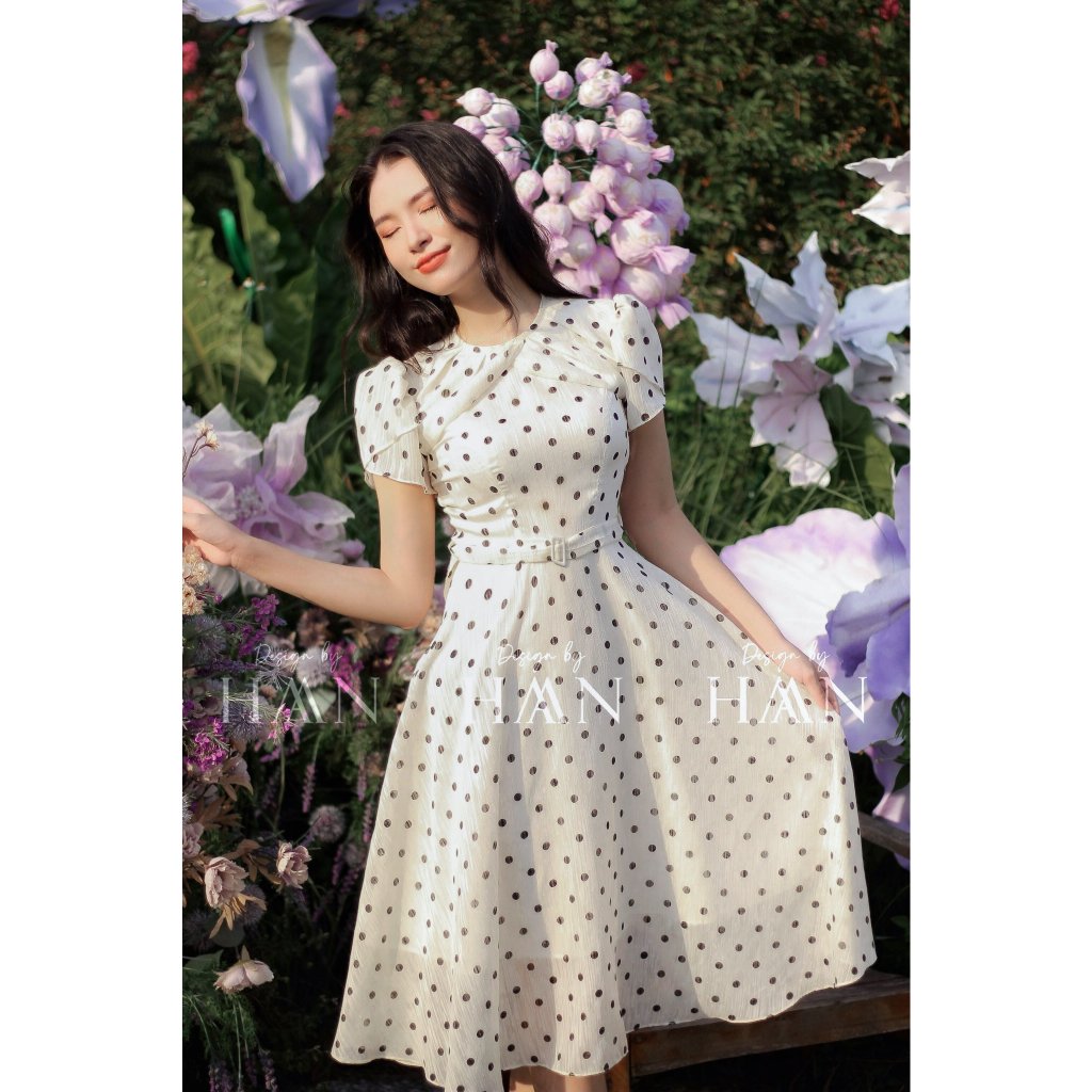 Váy công sở nữ HAAN dáng dài chiết eo, chất liệu lụa xước mềm mại chấm bi từ 40-65kg (V16)