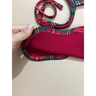 Yếm cánh hoa  chất liệu cotton waffet họa tiết giáng sinh
