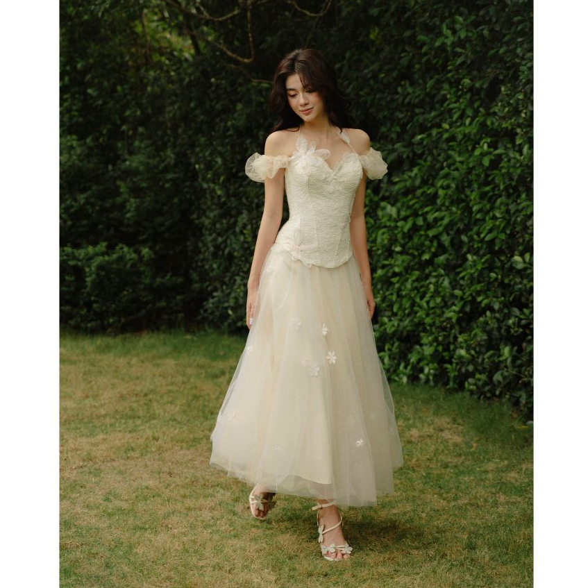 Áo corset và chân váy Prunier vải ren chỉ kết hoa 3D thủ công