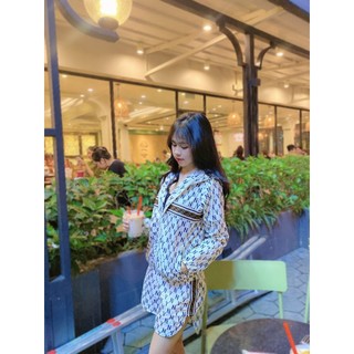 Set Bộ Đồ Thể Thao Nữ Gió NY Áo Khoác Gió Mỏng Dài Tay Có Mũ Mix Quần Sooc Đùi Freesize