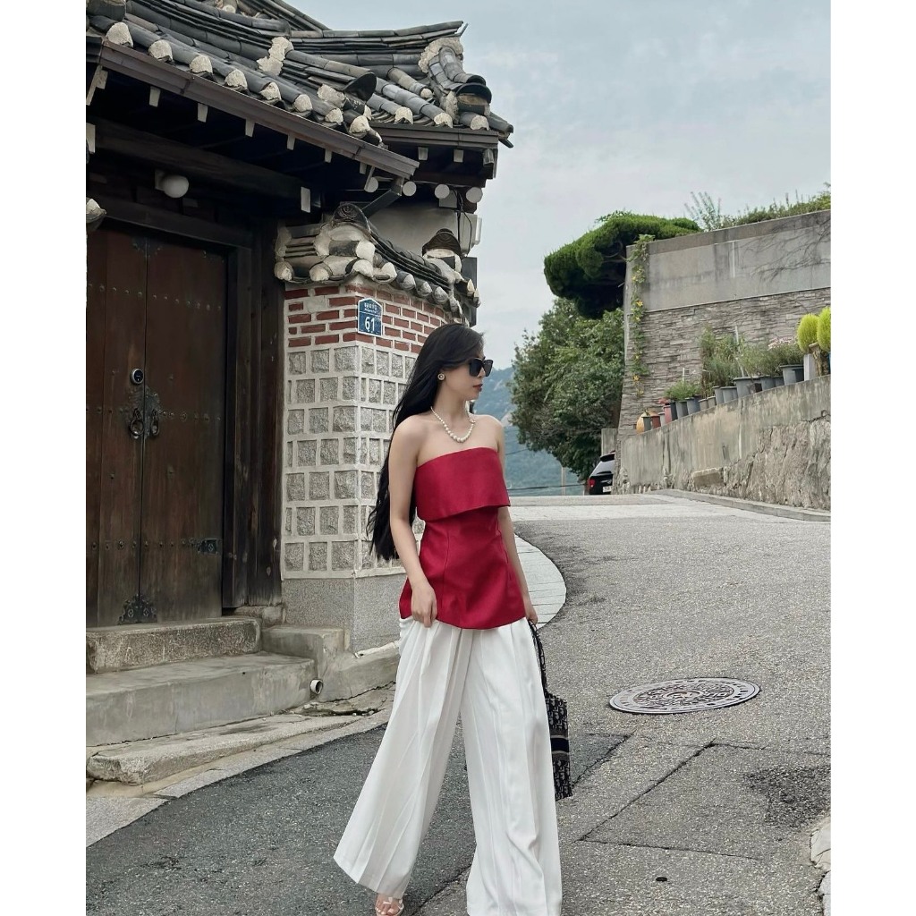 Áo ống kiểu cúp ngực trễ vai cực xinh chất liệu Tapta cứng cáp ảnh thật trải sàn - Vico Top Gem Boutique