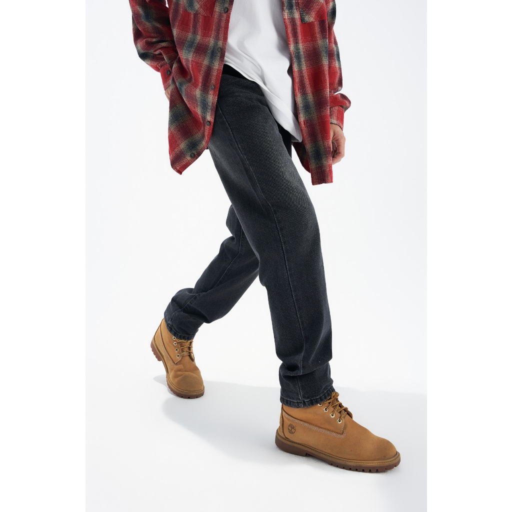 Quần Jeans BOO Unisex In Logo Essential Dáng Straight Fit