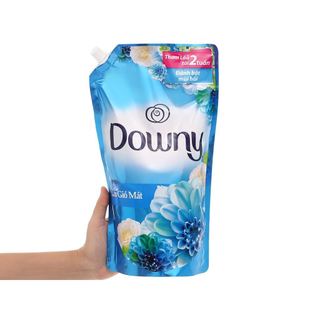 Nước xả vải Downy Làn Gió Mát 1.5L 2.3L 3L