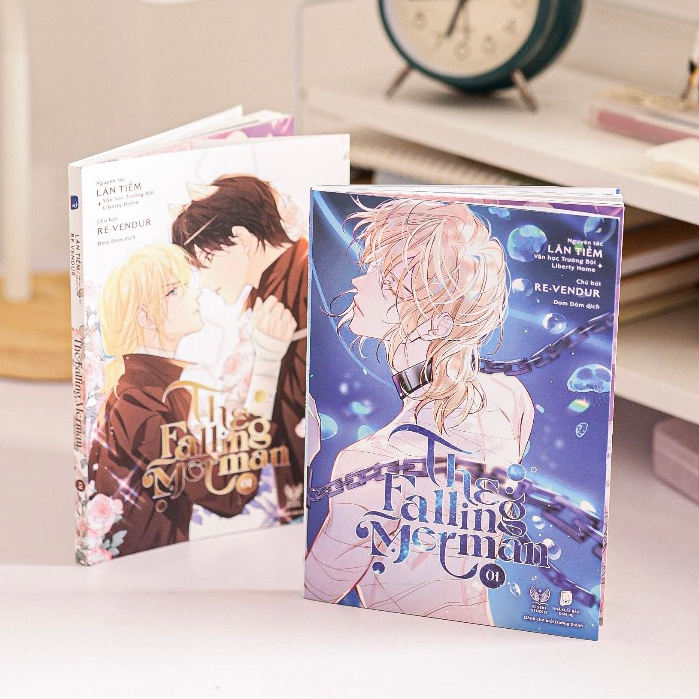 Sách - The Falling Merman (Tập 1) | Shopee Việt Nam