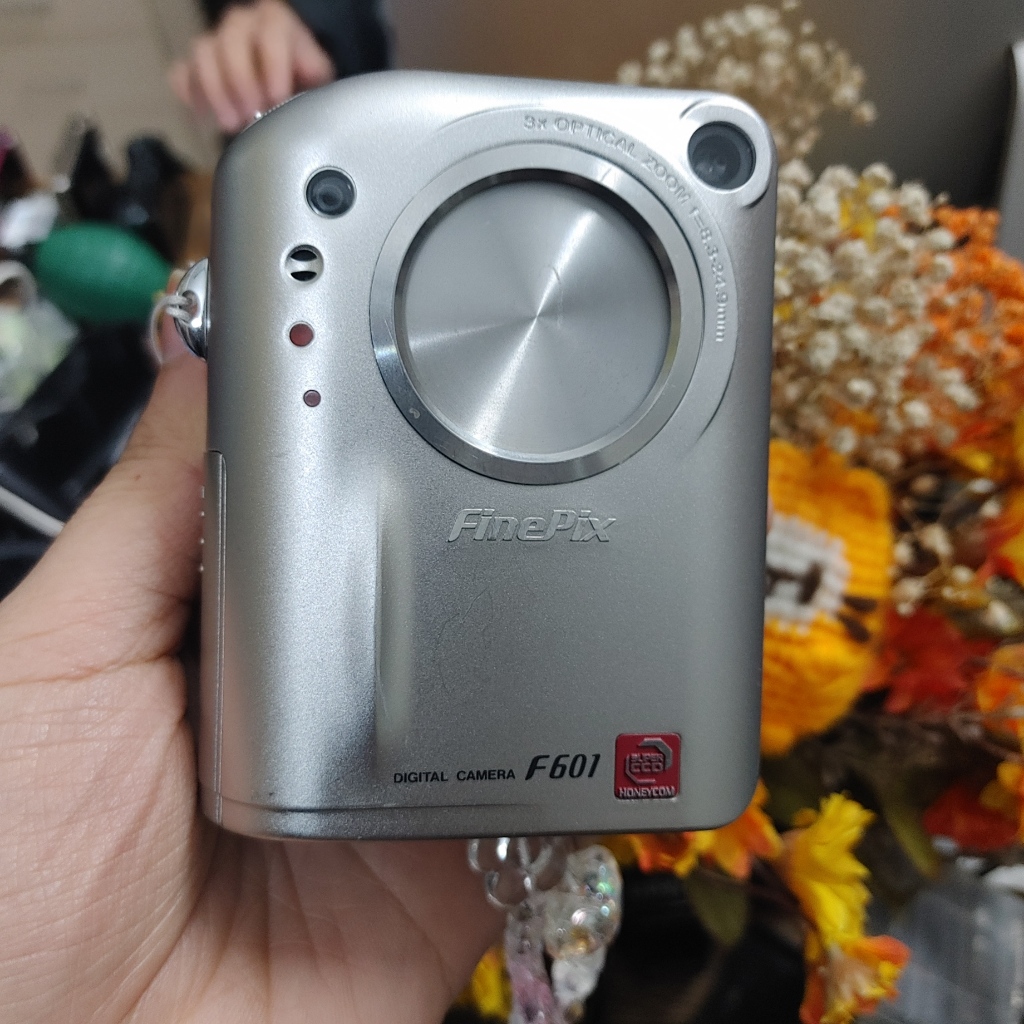 Máy ảnh Fujifilm FinePix F601 (digicam) Shopee Việt Nam