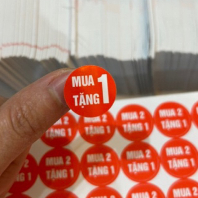 Tem nhãn mua 1 tặng 1 , mua 2 tặng 1 kích thước 2 cm decal giấy ...