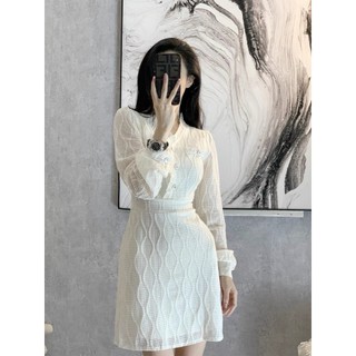 Váy dáng A KYE chất liệu ren sang chảnh Maily dress