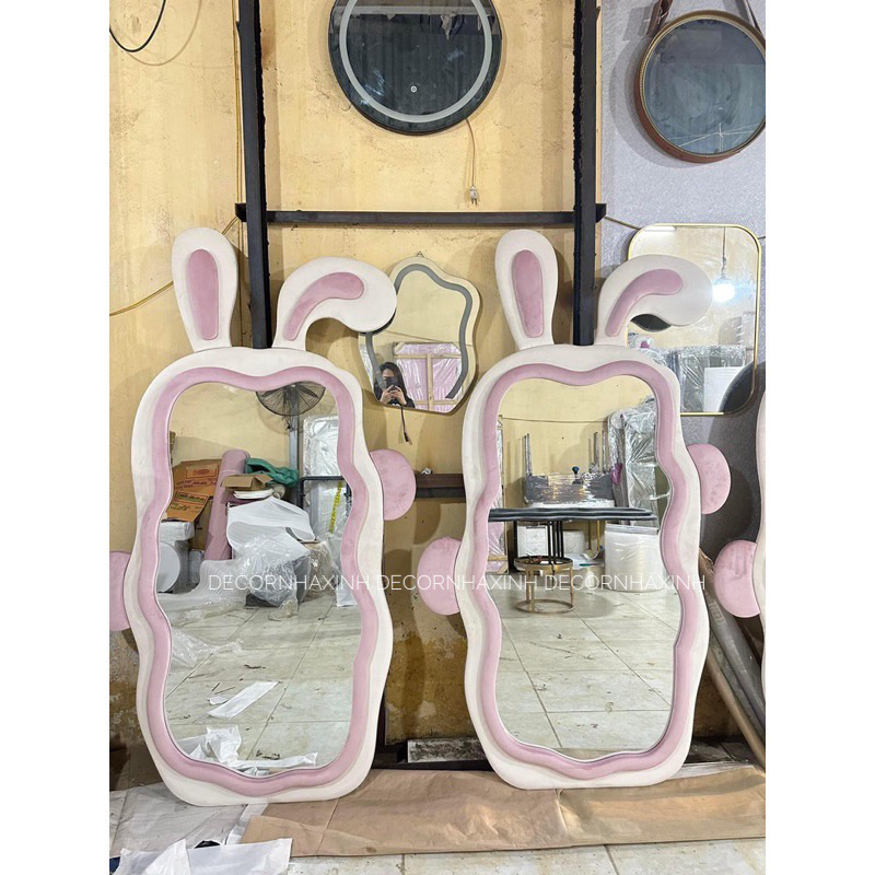 Gương Thỏ Bọc Nỉ Đầu VUÔNG kt 1m6x1m phủ bì cả tai