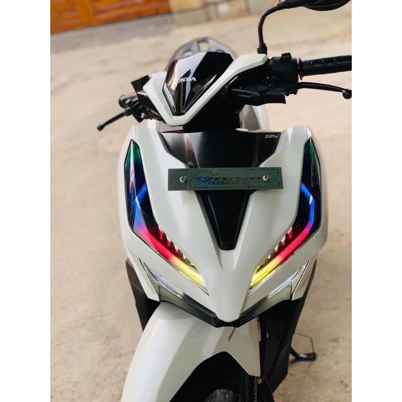 Decal dán đèn Vario 125-150 (2018-2024)