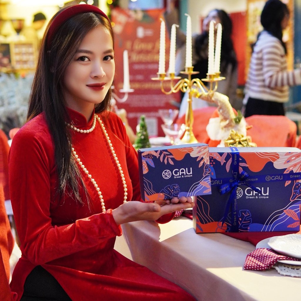 Set Quà Tặng Combo Mĩ Phẩm & Son Môi GAU Belips Kèm Hộp Sang Trọng Ý Nghĩa