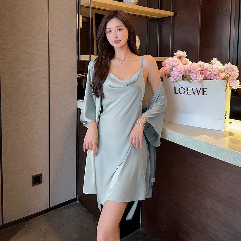 Ảnh Áo khoác kèm đầm hisexy chất lụa satin cao cấp AK01MD12 1