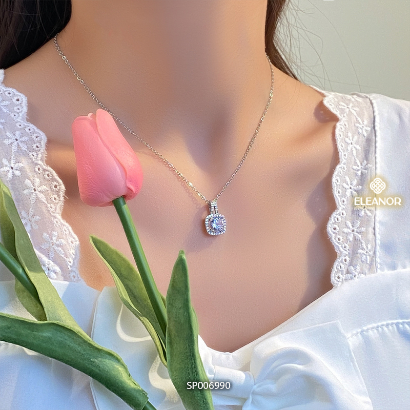 Dây chuyền nữ titan Eleanor Accessories hình vuông đính đá phụ kiện trang sức 6990