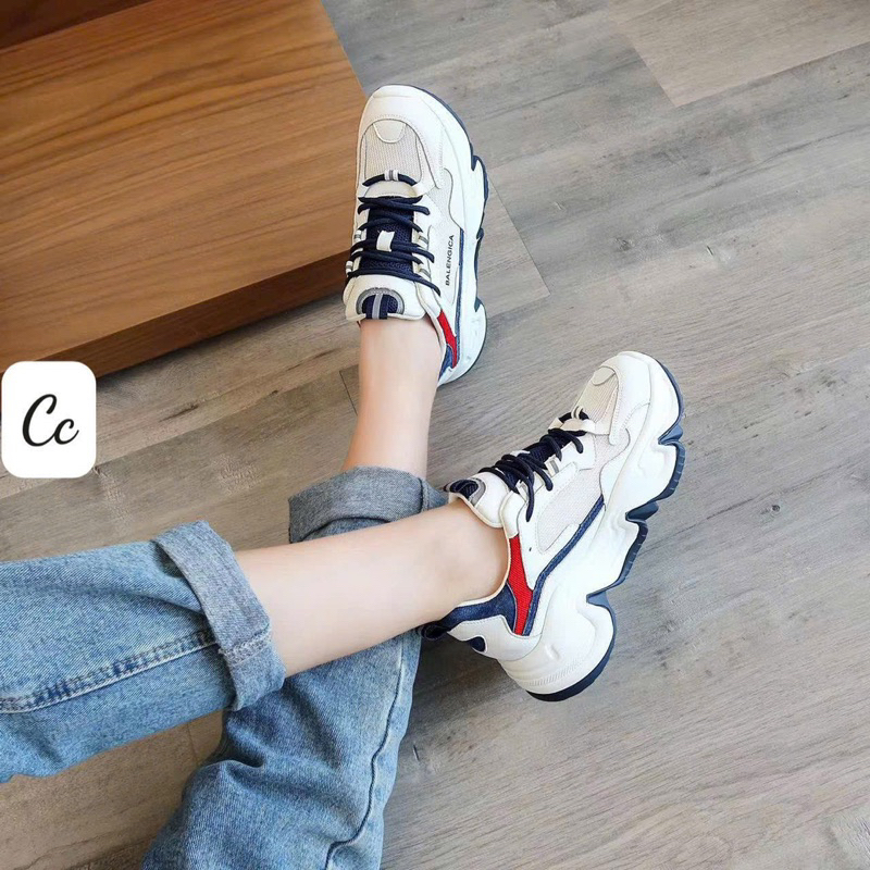 Giày Thể Thao Balen Hàng Qccc Fullbox Kiểu Dáng Năng Động Lên Chân Cực Xinh Dễ Phối Đồ