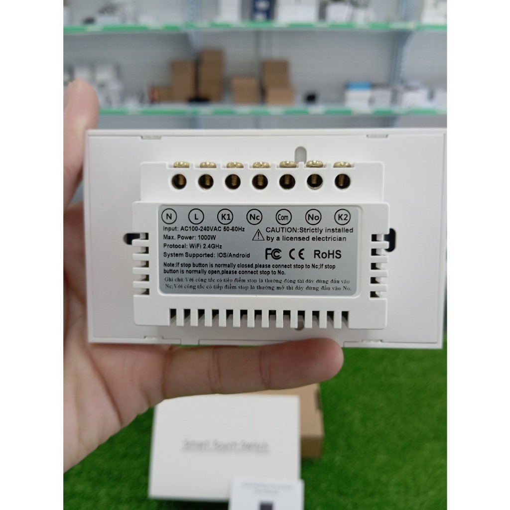 Công Tắc Điều Khiển Cửa Cuốn WiFi Qua Điện Thoại LT4X, lắp đặt trực tiếp vào vị trí công tắc cơ cũ