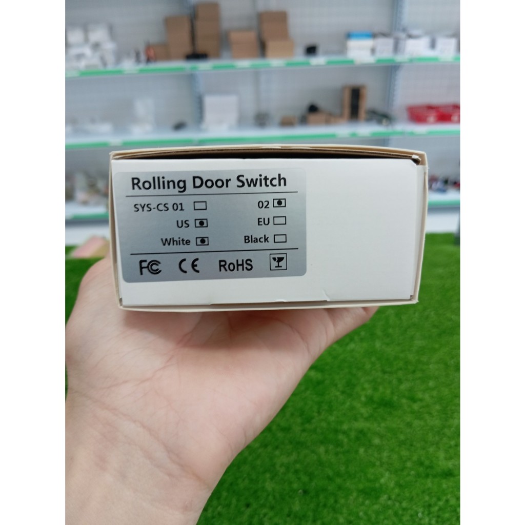 Công Tắc Điều Khiển Cửa Cuốn WiFi Qua Điện Thoại LT4X, lắp đặt trực tiếp vào vị trí công tắc cơ cũ