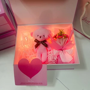 Hộp túi quà xinh xắn kèm phụ kiện bó hoa nhí, gấu bông nhiều màu , quà tặng sinh nhật, valentine ý nghĩa