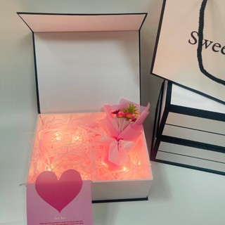 (SWL) Hộp túi quà xinh xắn kèm phụ kiện bó hoa nhí, gấu bông nhiều màu , quà tặng sinh nhật, valentine ý nghĩa