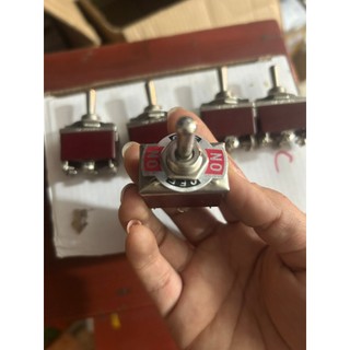 Combo 10 Công tắc đảo chiều 6 chân nâu, công tắc gạt đảo chiều 6 chân on, of