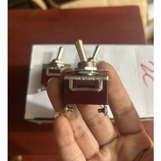 Công tắc đảo chiều 2 chân, công tắc gạt đảo chiều 2 chân nâu, công  tắc on, of